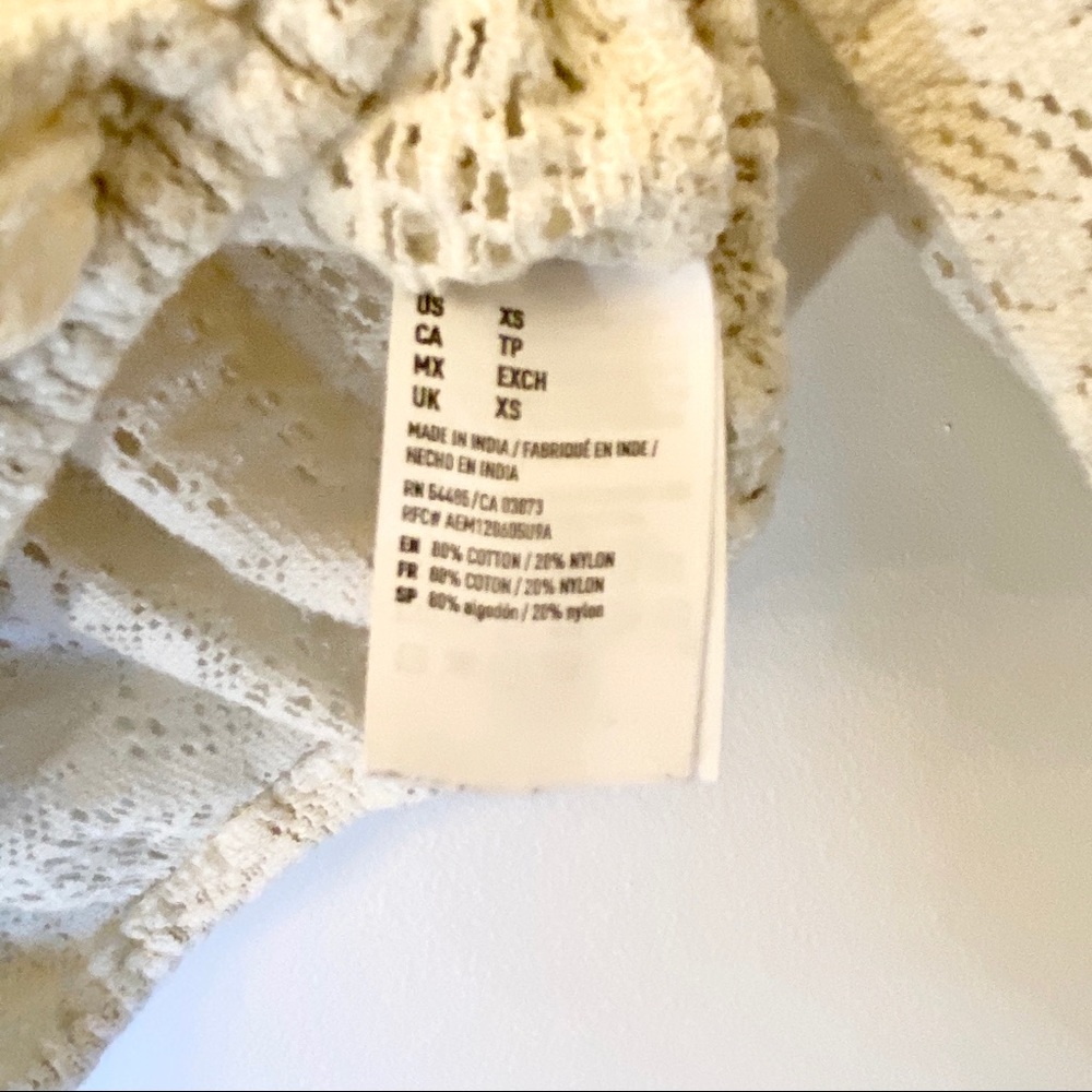 American Eagle Lace Long Sleeve Crop Top Size XS - Picture 10 of 11